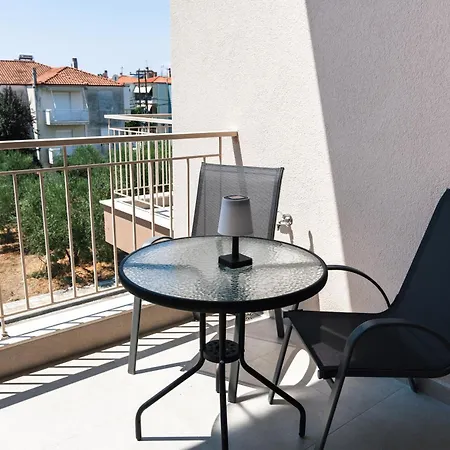 Cleo Seaside شقة