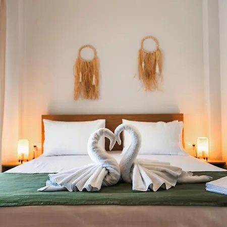 Cleo Seaside Apartment Nea Moudania